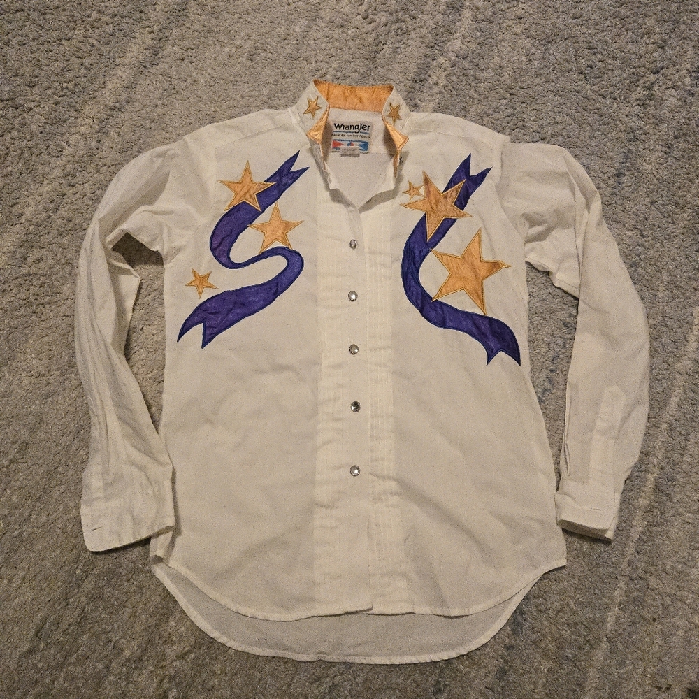 Vintage Wrangler Button Up Shirt Women's Stars Ribbons Rhinestone.